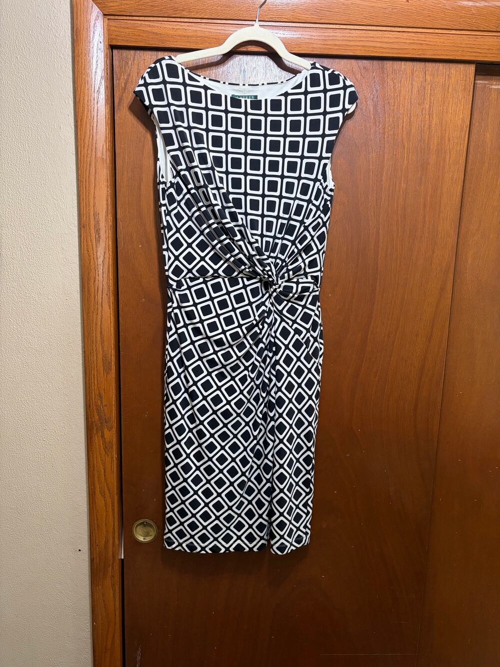 Lauren Ralph Lauren Geometric Knot Front Sheath Dress Black White Size 12